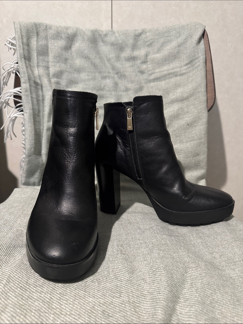 Kenneth Cole Chelsea boot